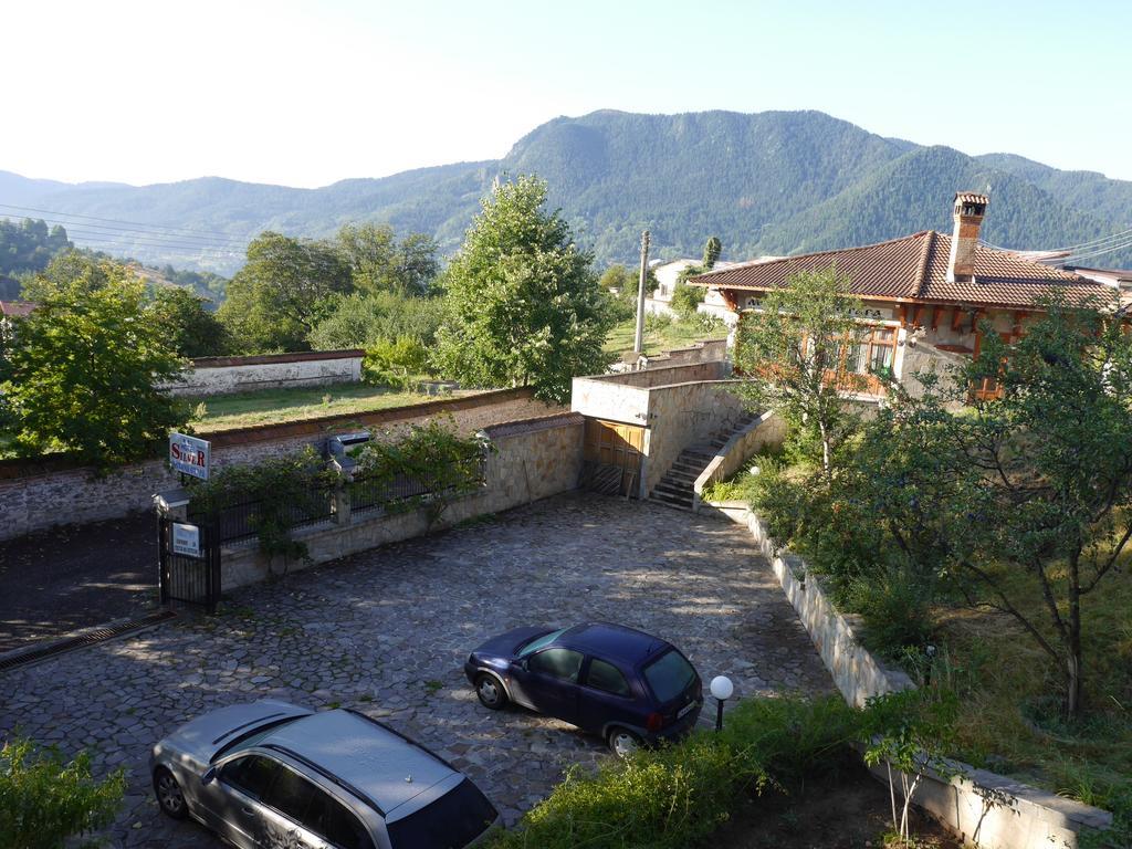 Family Hotel Silver Smolyan Eksteriør bilde