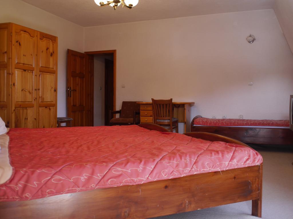 Family Hotel Silver Smolyan Eksteriør bilde